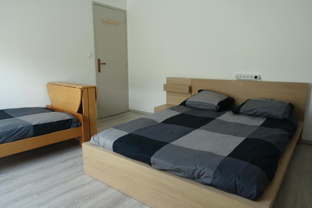 Un 2eme Etage A 300 Metres De La Mer, ! Homestay *